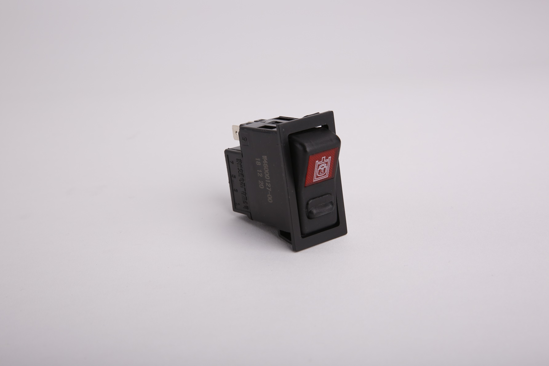 Переключатель блокировки гидросистемы SEM