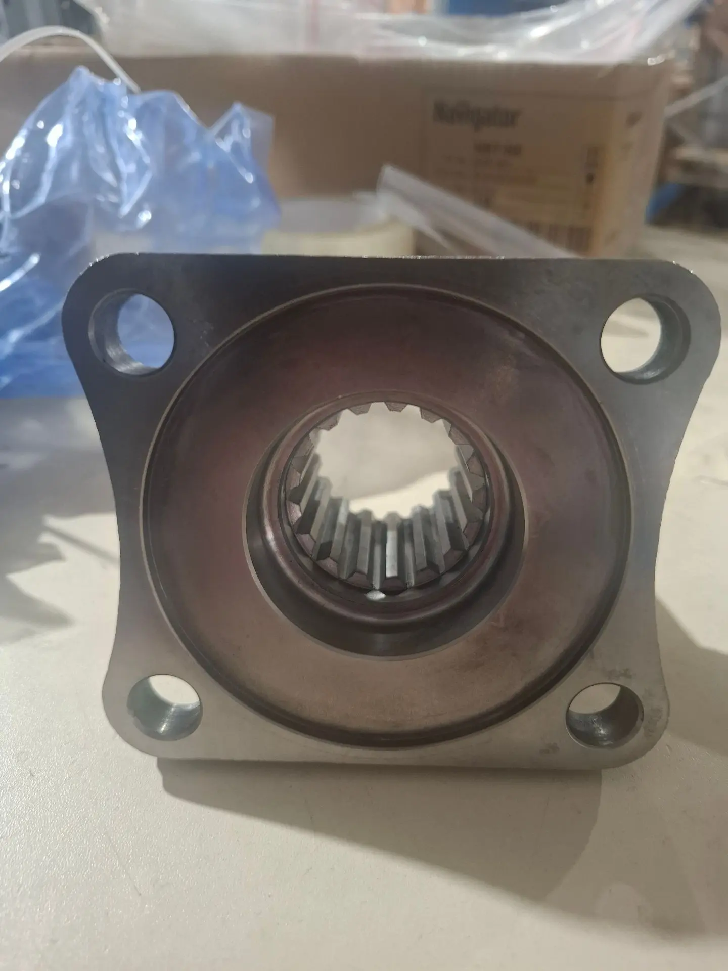 Фланец КПП под верхний кардан SEM660