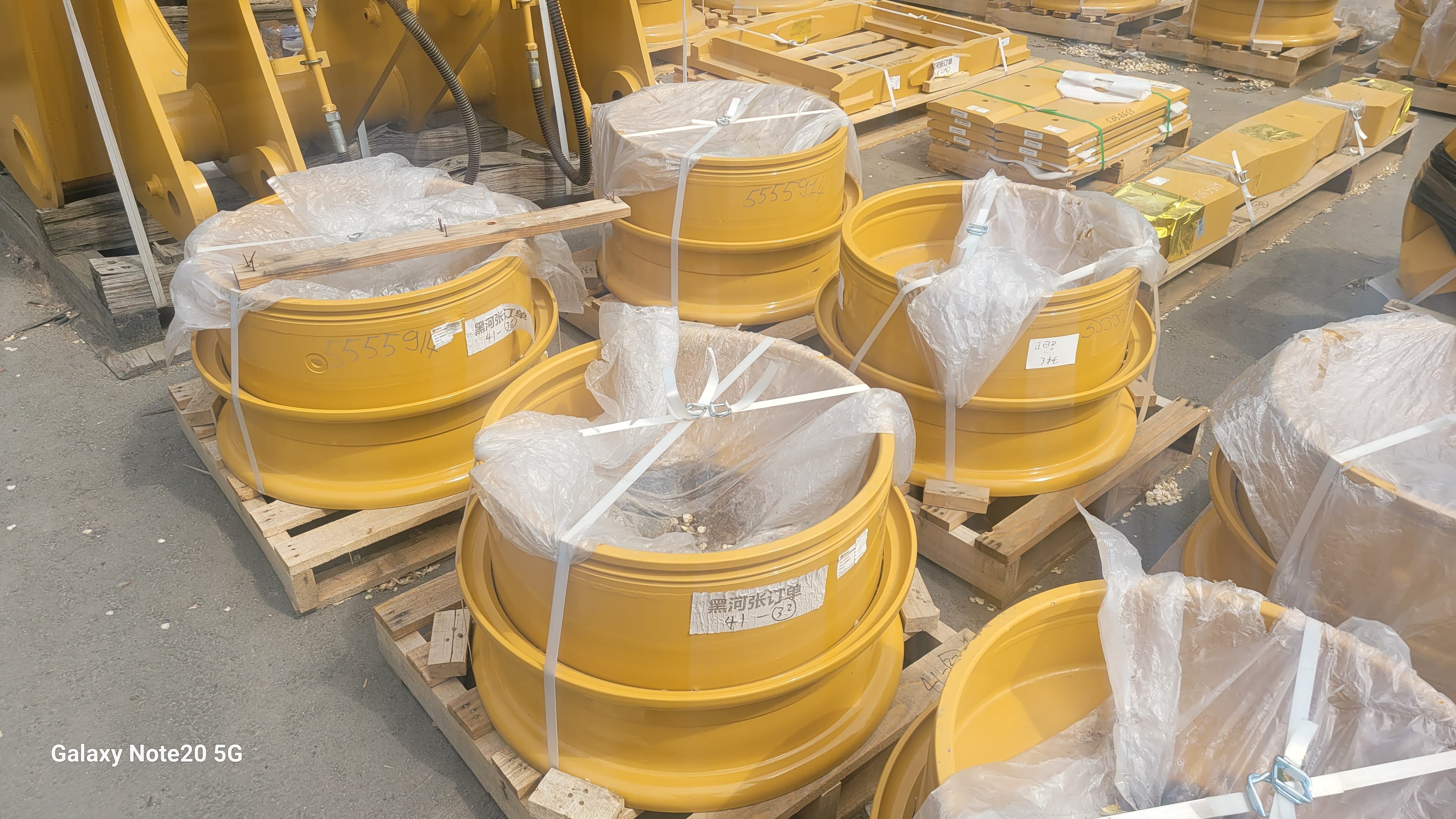 Диск колесный грейдера SEM, задний, 10 отв.-SEM