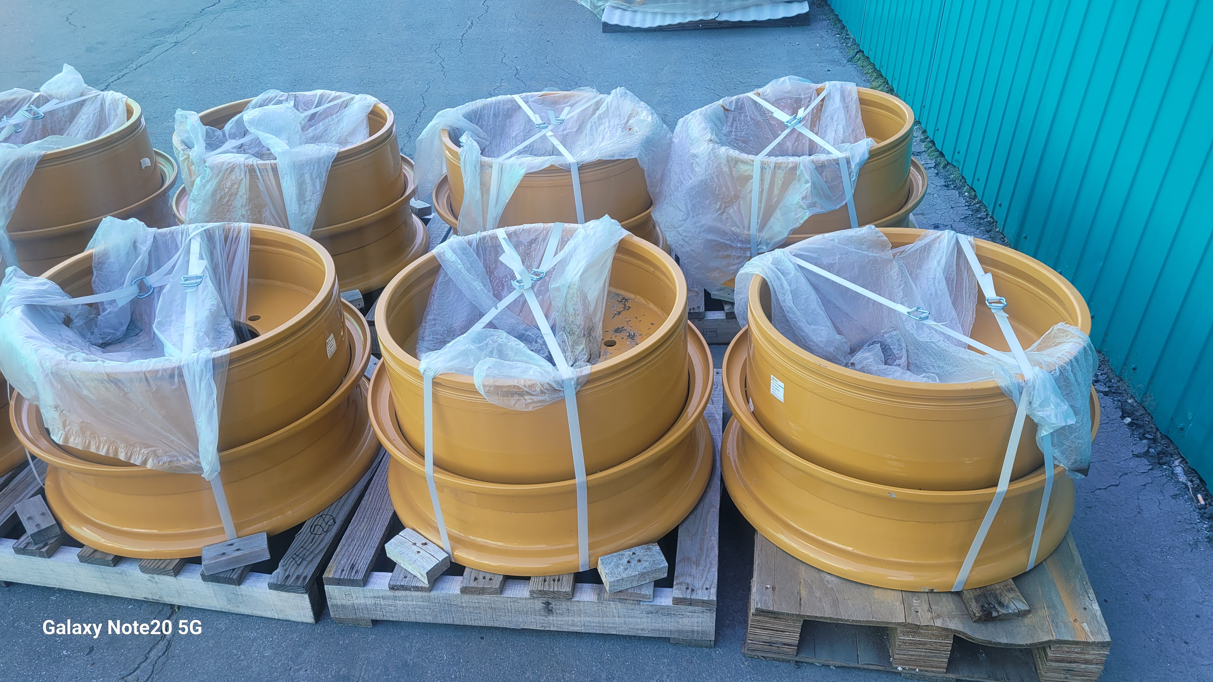 Диск колесный грейдера SEM, передний, 8 отв.  (MG22048004)