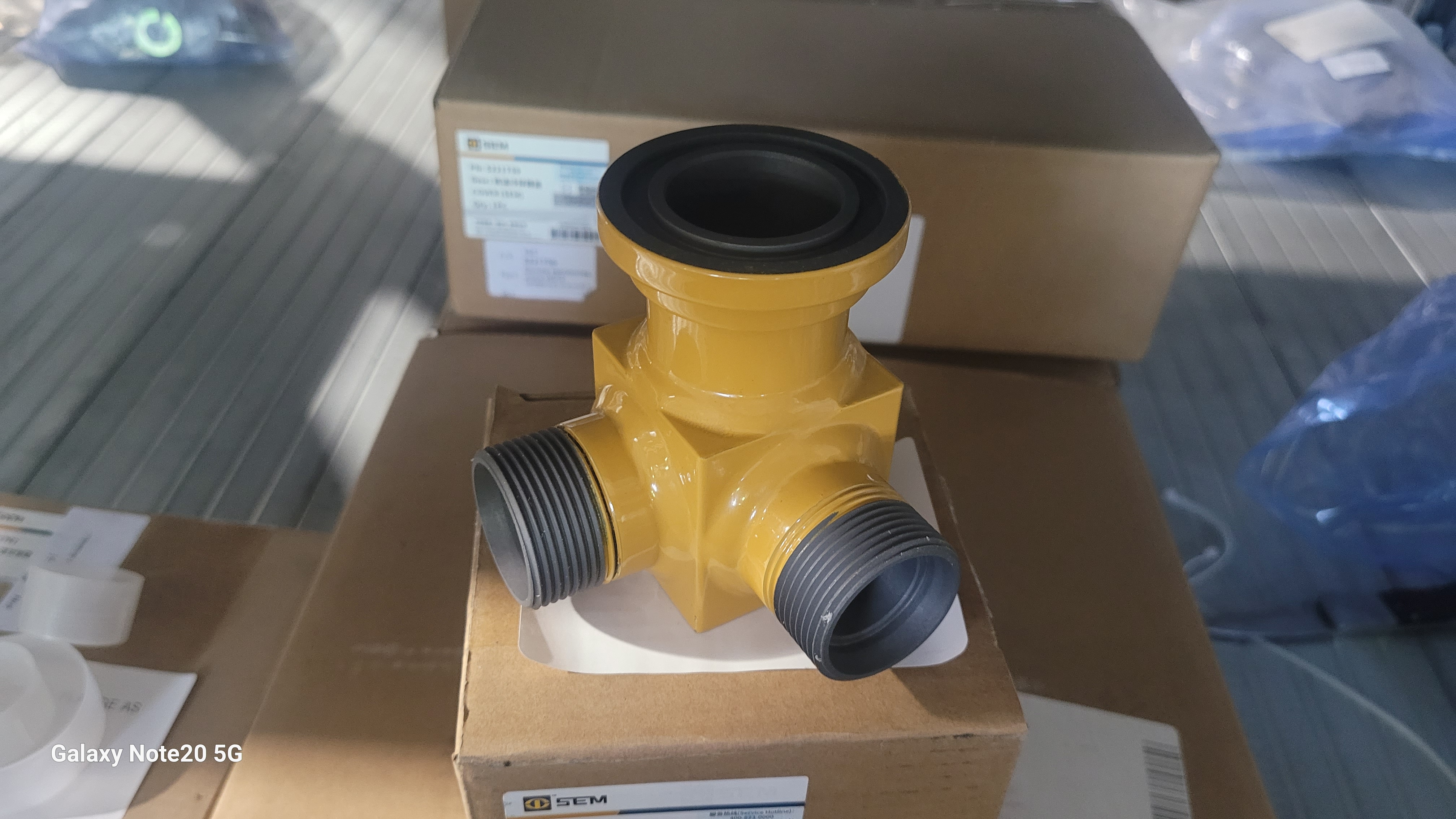 ФИТИНГ-ТРОЙНИК SEM